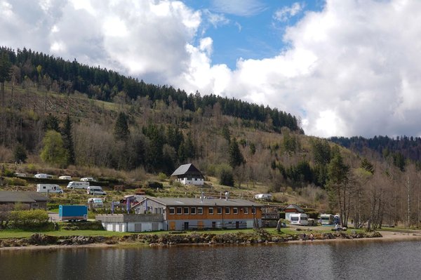 Choisir un camping sur Rocamadour ouvert toute l'année pour des vacances hors saison au calme